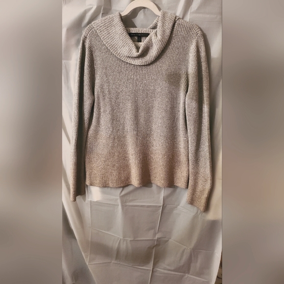 Sweater - Picture 2 of 3